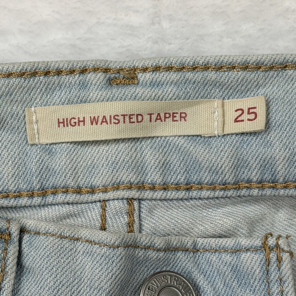 Levi's High Waisted Taper Jeans Women's 25 Light Wash Denim Classic - Flaws - Picture 7 of 11